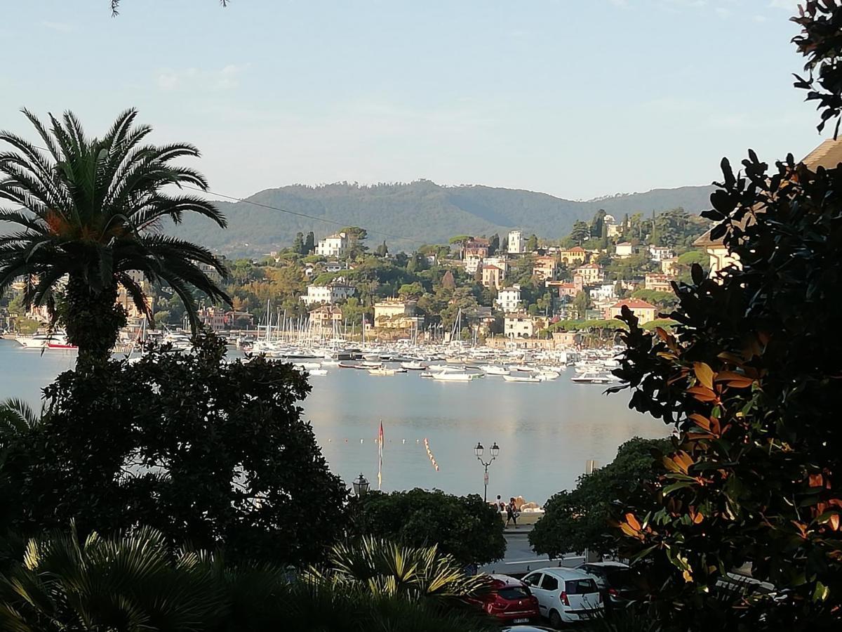 La Vie En Rose Rapallo Exterior foto