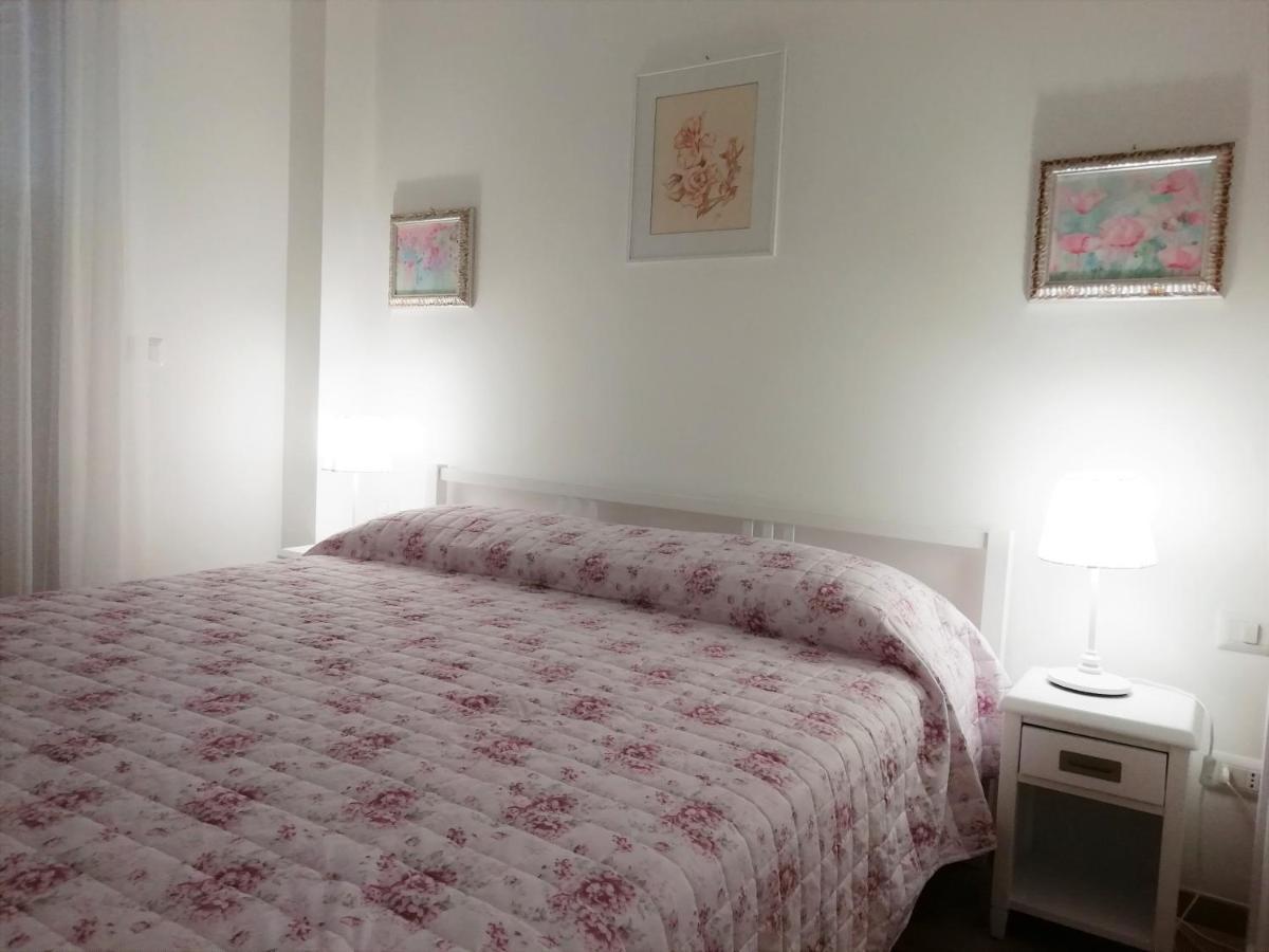 La Vie En Rose Rapallo Exterior foto